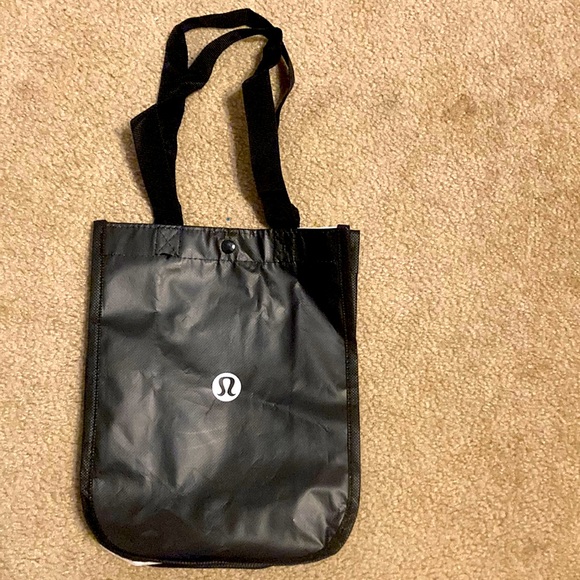 lululemon athletica Handbags - Small Lululemon Reusable Bag